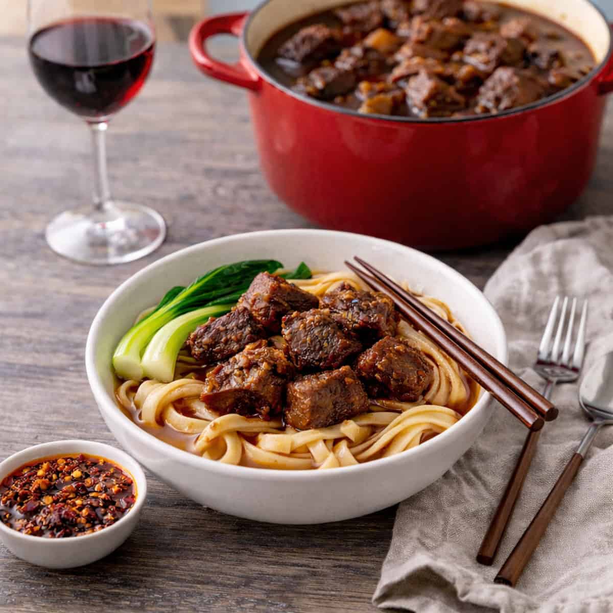 Braised Red Beef Noodles (Hóng Shāo Niú Ròu Miàn)